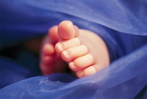 mamma abbandona figli